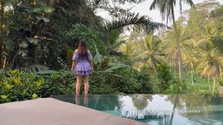 Bercinta Ditengah Kesunyian Vila Ubud Bali